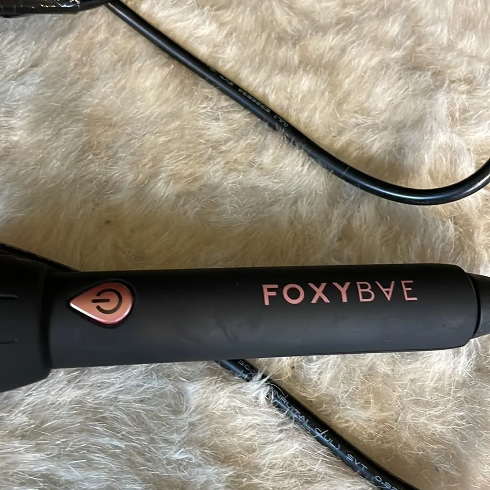 Foxybae curling wand (800)